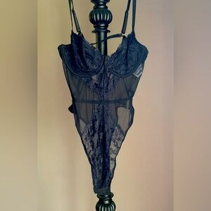 Forever 21 Lingerie Size Medium